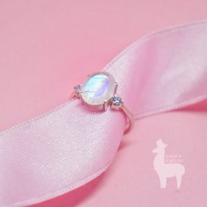 Anillo Nightfall en Plata 950 con Piedra Luna & Topacios Blancos