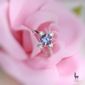 Anillo Four Seasons en Plata 950 con Tanzanita & Topacios Blancos