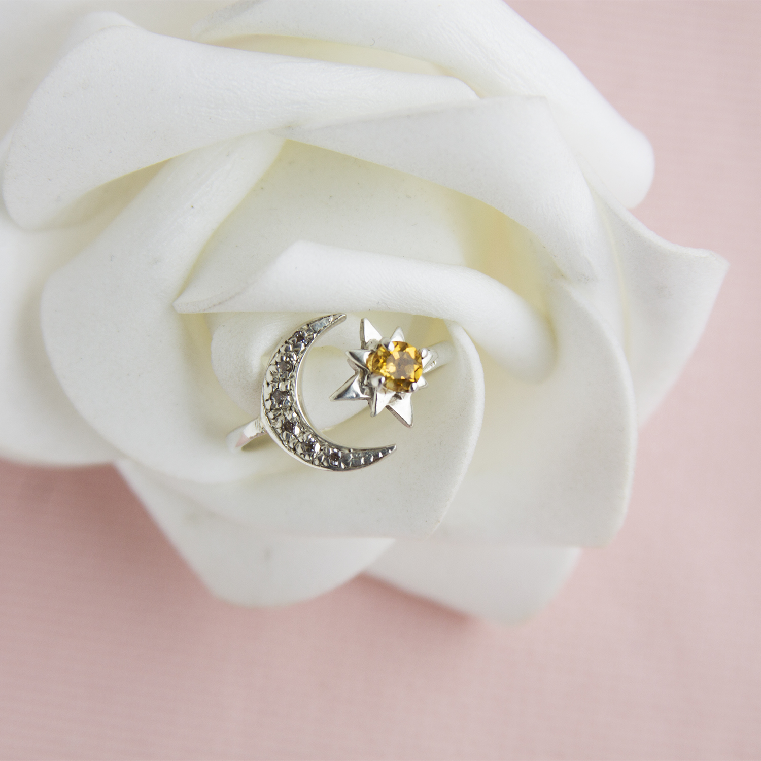Anillo Moon Light Night en Plata 950 con Citrino & Topacios Blancos