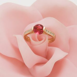 Anillo Red Cloud con Rubí & Topacios Blancos