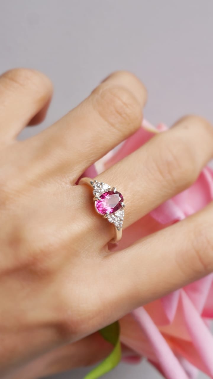 Anillo La Vie in Rose en plata 950 con Topacio Rosa & Blancos